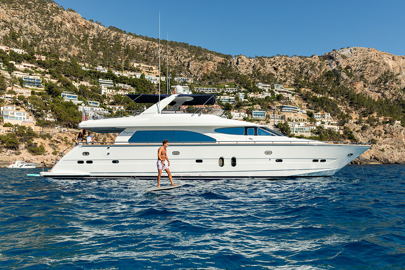 Ehthele_Elegance_78_Yacht_Charter_Andratx_exterior_fliteboard