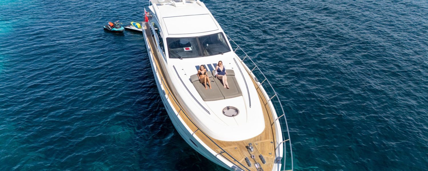 Princess v70 charter12