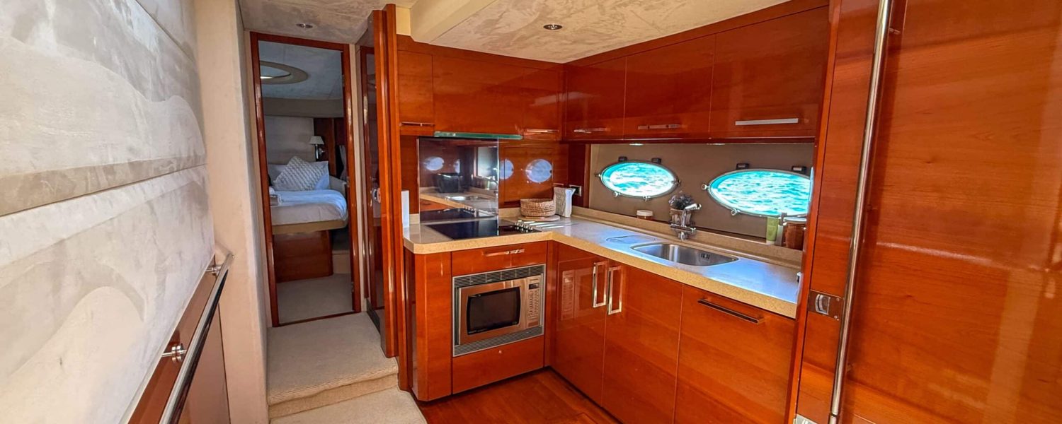 Princess v70 charter4