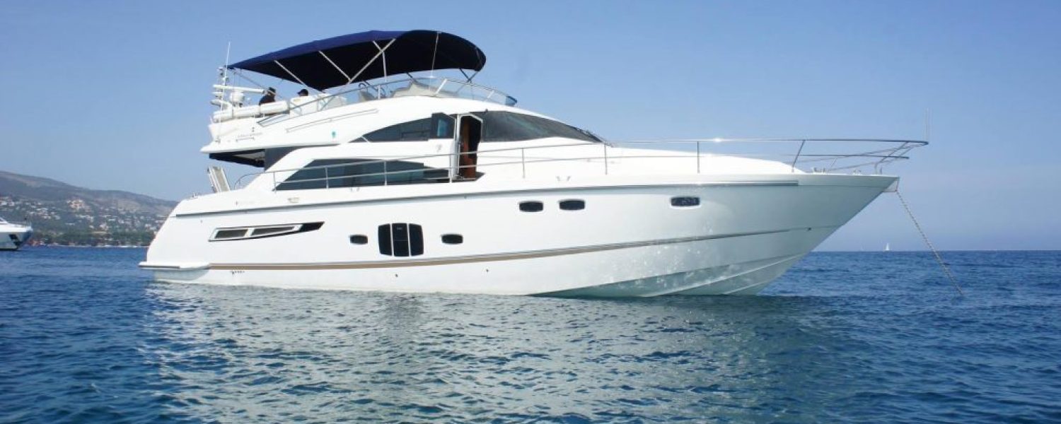 fairline-55-squadron-yacht-rental13-1024x681