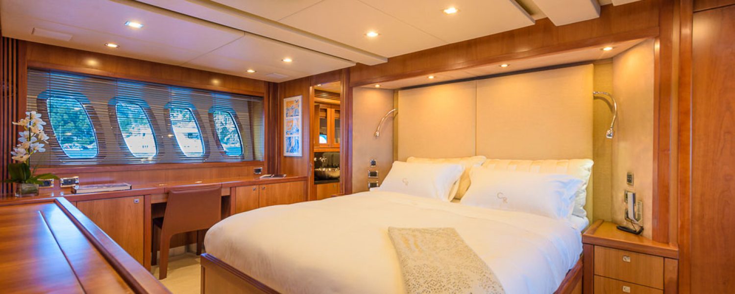 interior-predatora-108-casino-royale-10