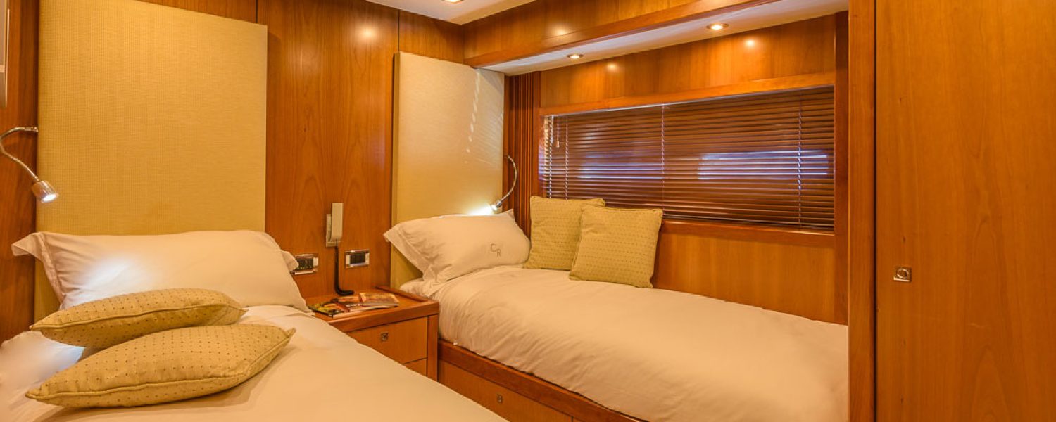 interior-predatora-108-casino-royale-16