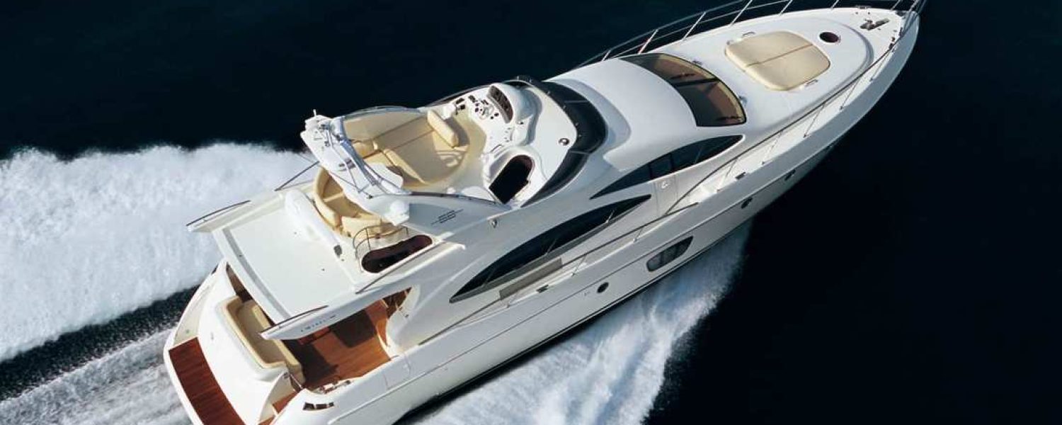 Azimut Yacht Charter in Mallorca