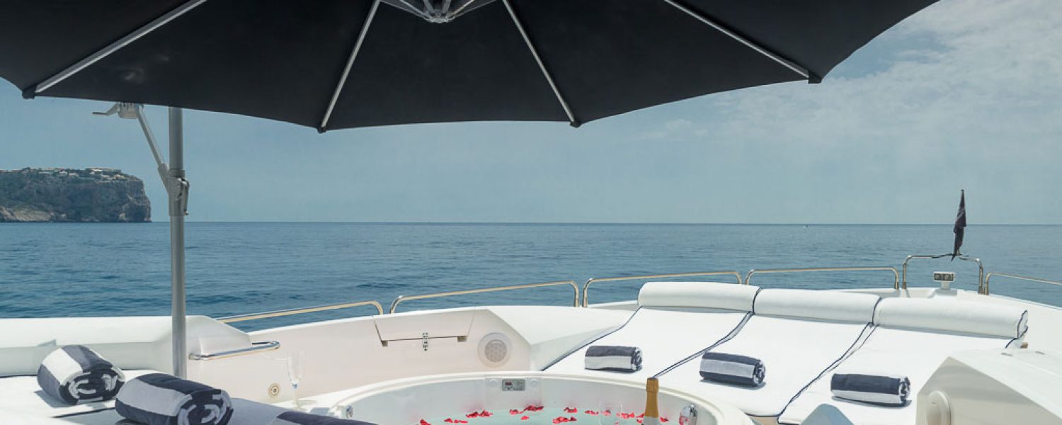 on-deck-predatora-108-casino-royale-10